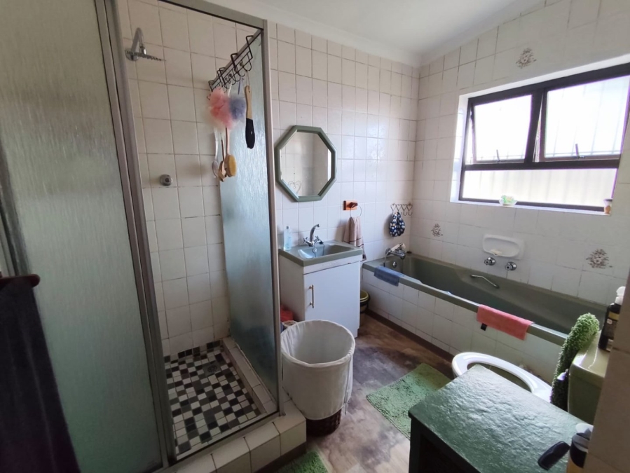 Commercial Property for Sale in Wetton Western Cape